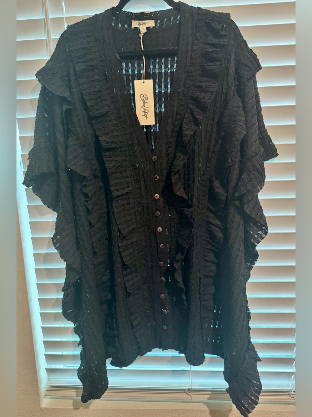NWT Blue Velvet Black Ruffle Kimono Boho
Tiered Cardigan Top-Oversized